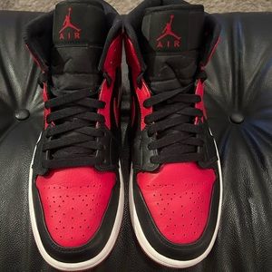 ❤️Jordan 1 Banned